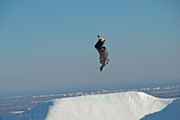 Spirit Mt. Snowboard Jumper 12