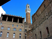 Rear view of Plazzo Pubblico